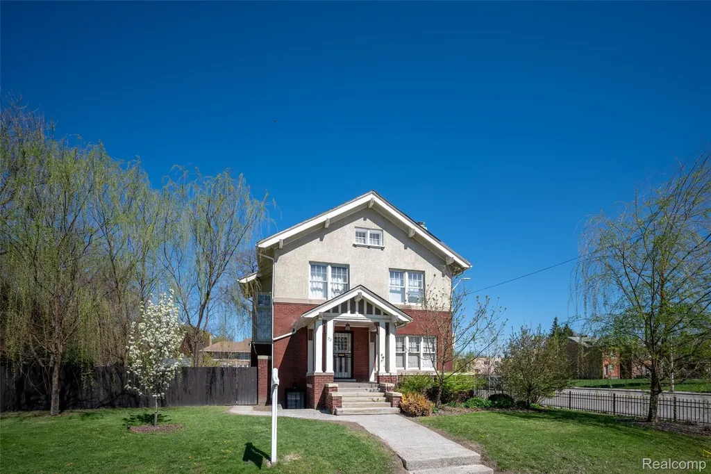 22 Edison Street Detroit City MI 48202