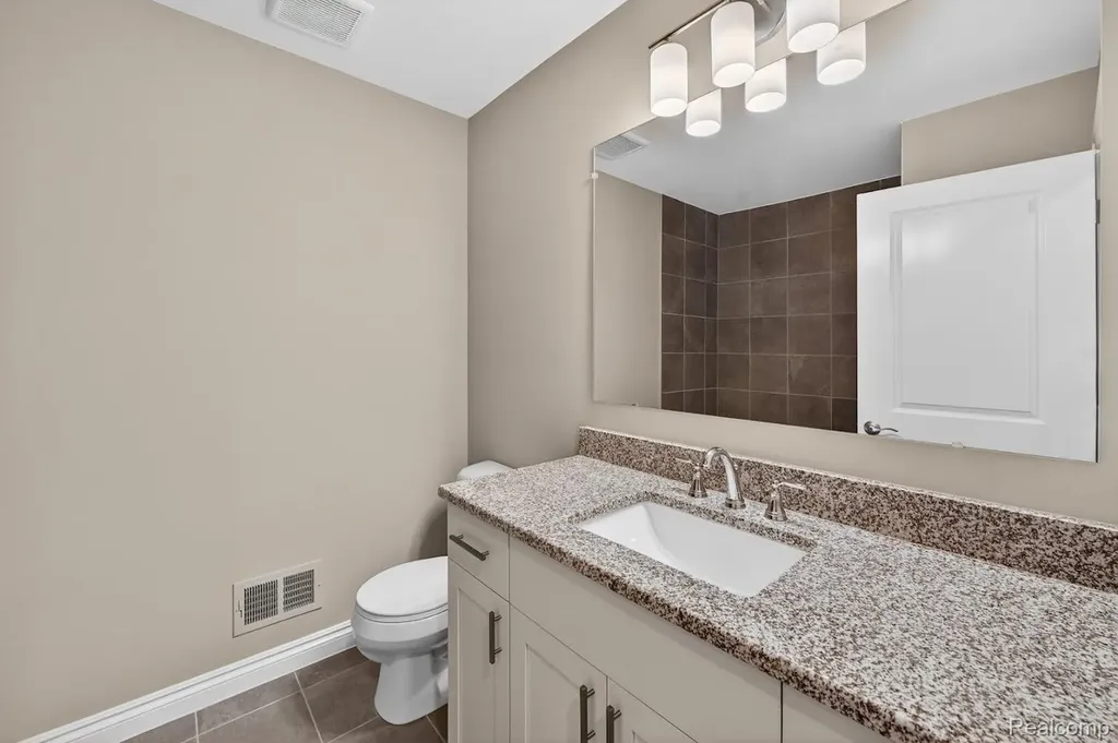 3736 Chatham Place Brighton Township MI 48114