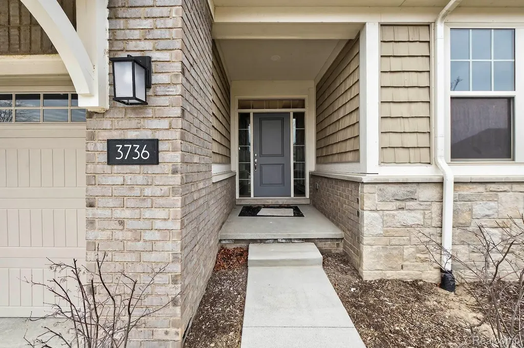 3736 Chatham Place Brighton Township MI 48114