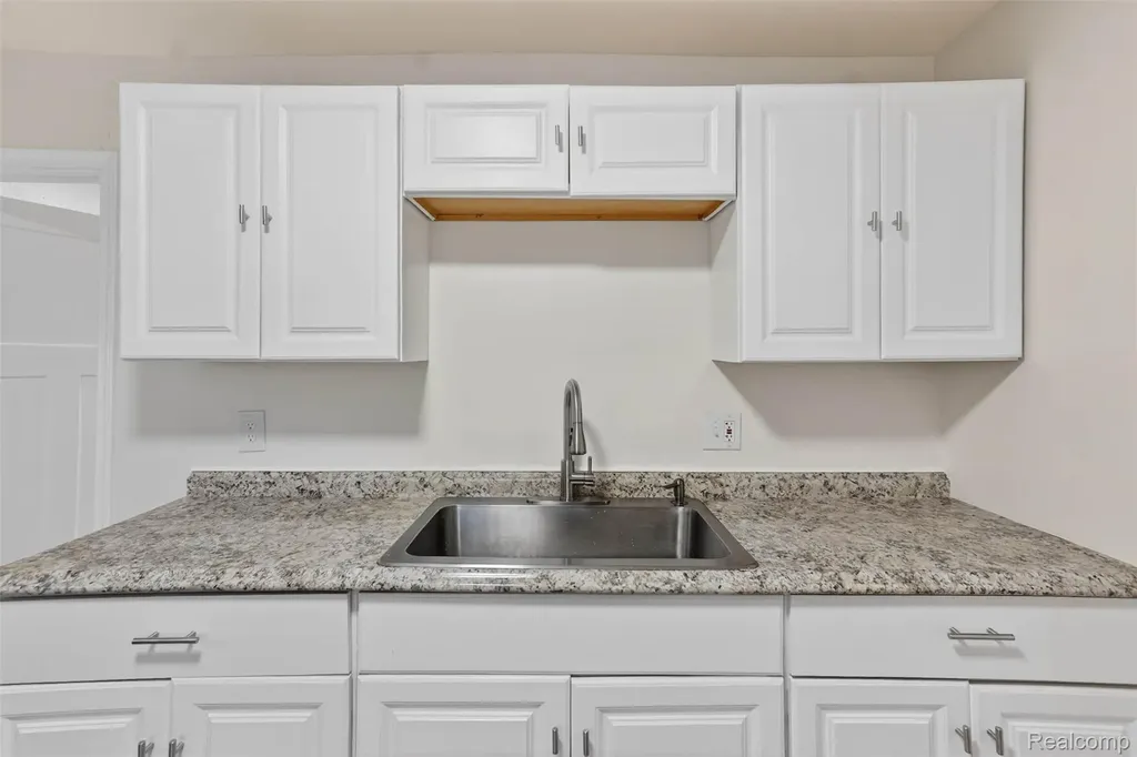 4910 Hughes Road Lansing City MI 48910