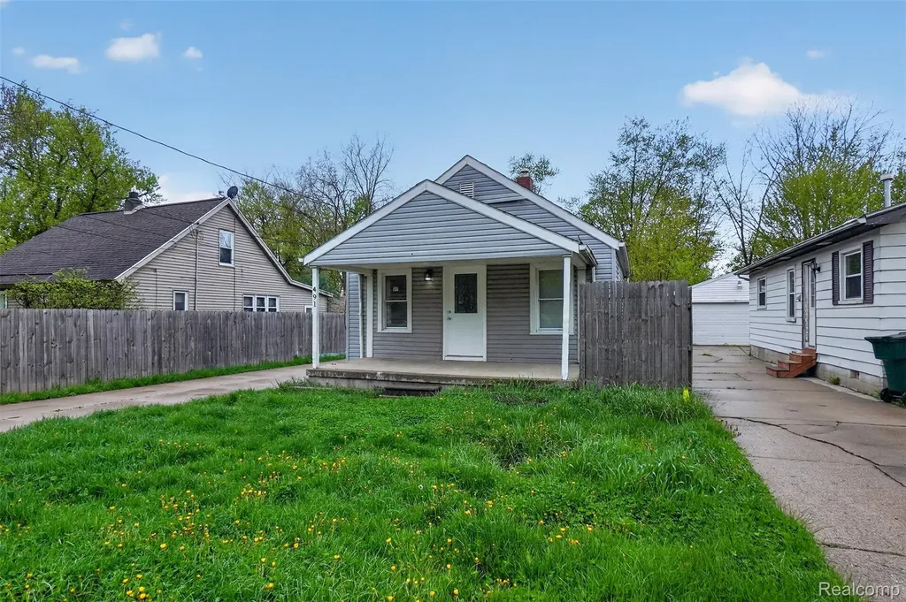 4910 Hughes Road Lansing City MI 48910