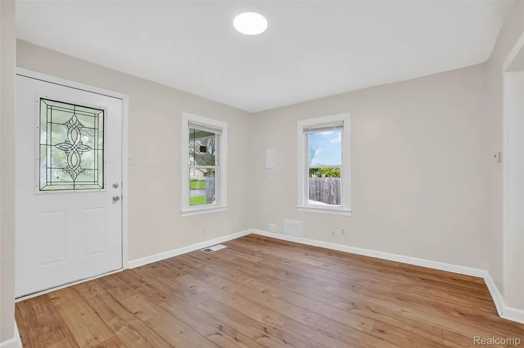 4910 Hughes Road Lansing City MI 48910
