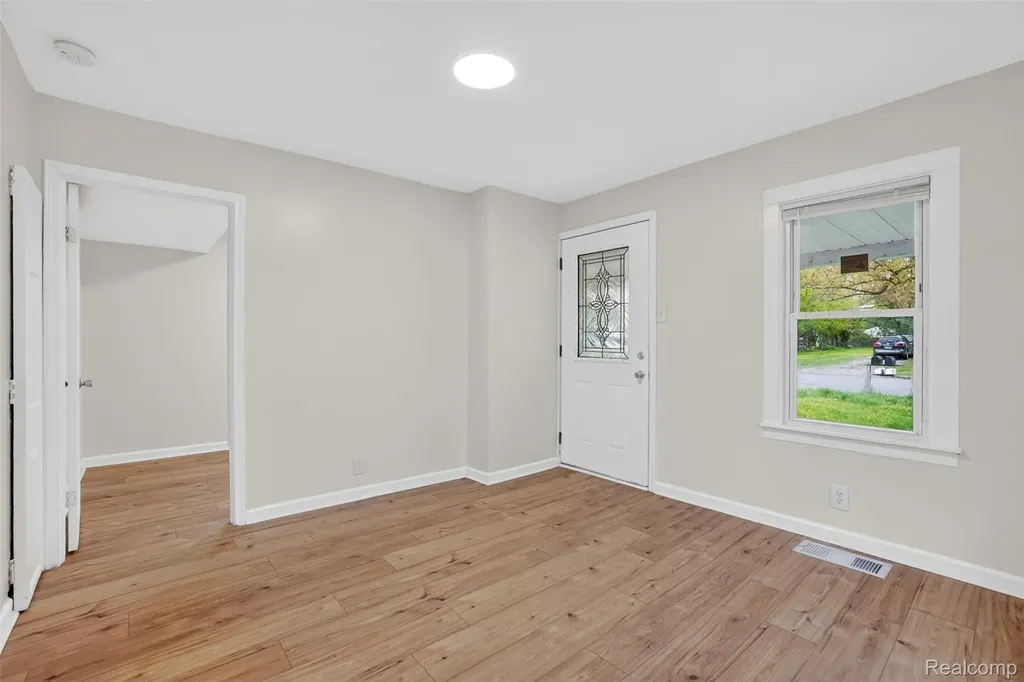 4910 Hughes Road Lansing City MI 48910
