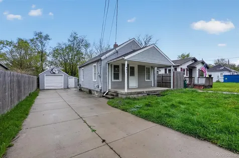 4910 Hughes Road Lansing City MI 48910