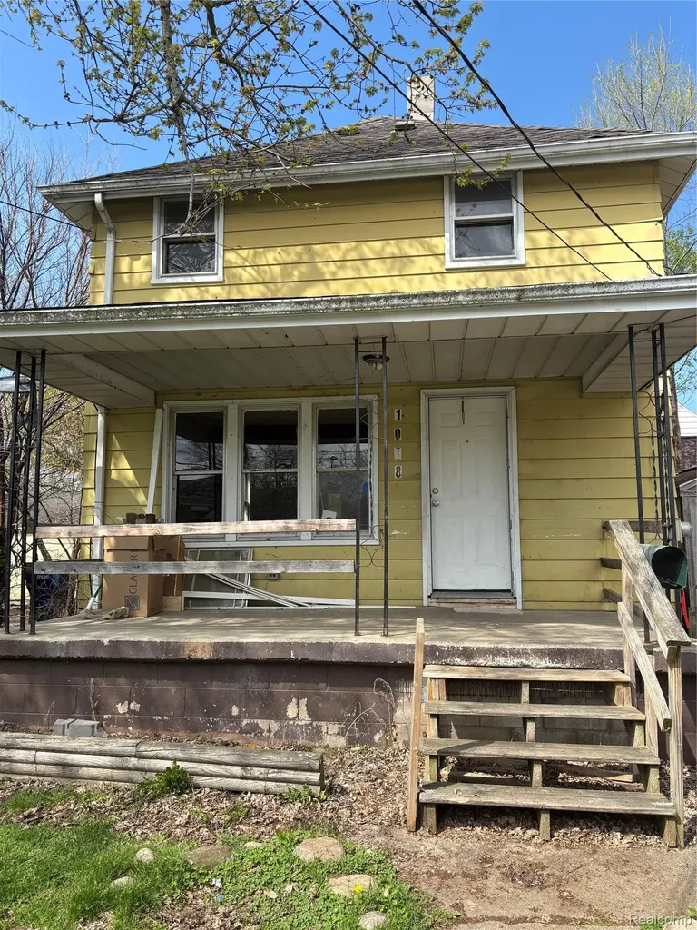 1008 Tacken Street Flint City MI 48532
