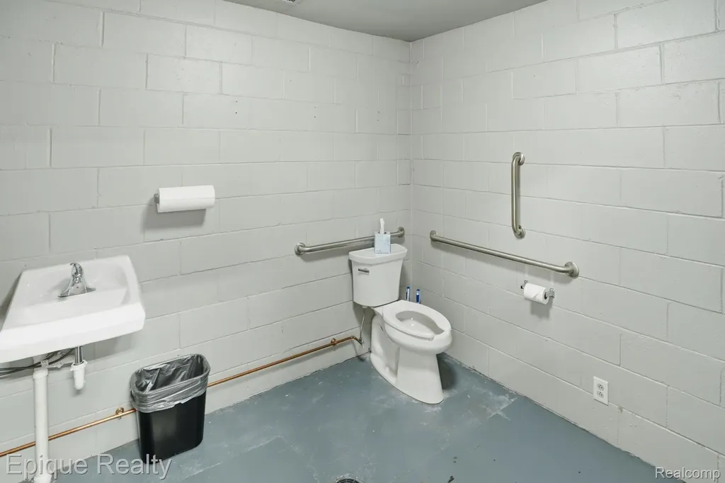 3499 E Main Street Kalamazoo Charter Township MI 49048