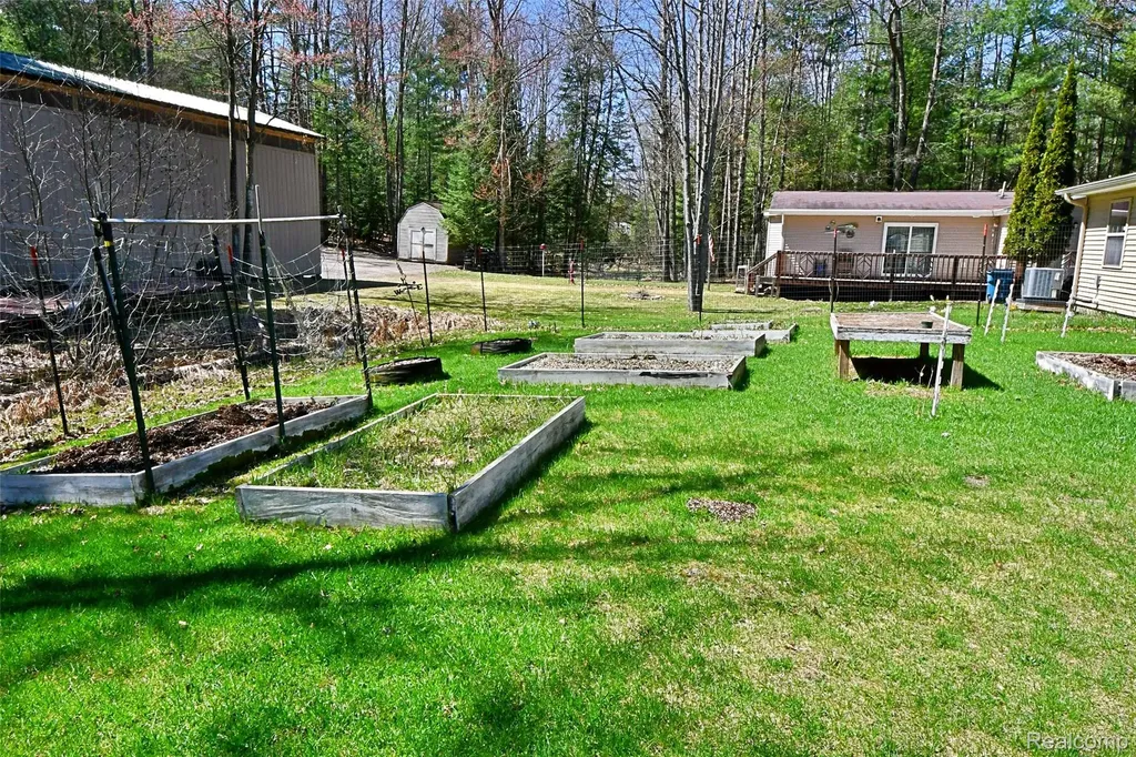 1820 Onondaga Trail Churchill Township MI 48661
