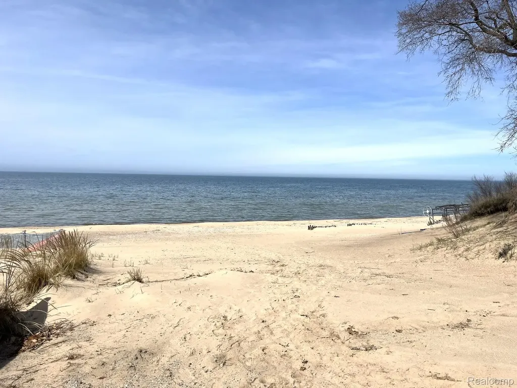 5741 Tipperary Drive Caseville Township MI 48725
