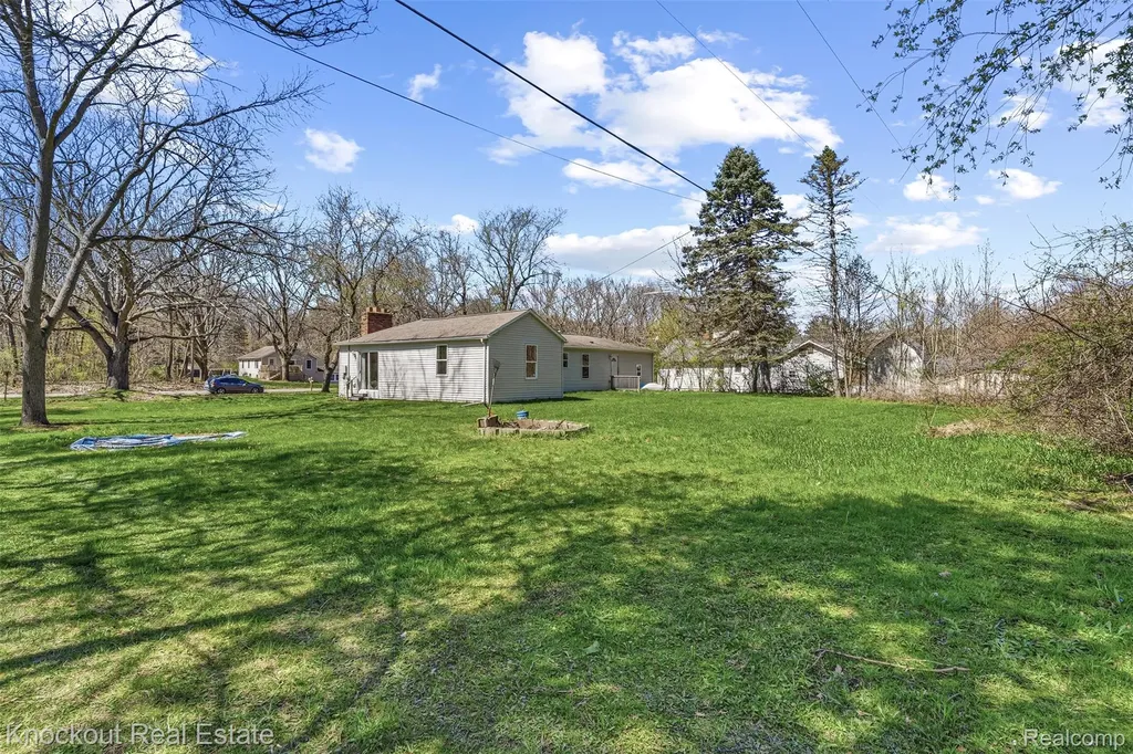 9060 N Mckinley Road Montrose Charter Township MI 48433