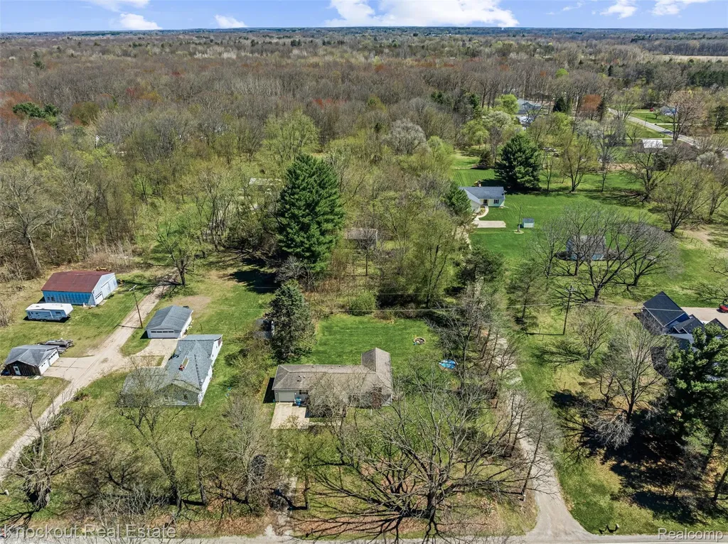 9060 N Mckinley Road Montrose Charter Township MI 48433