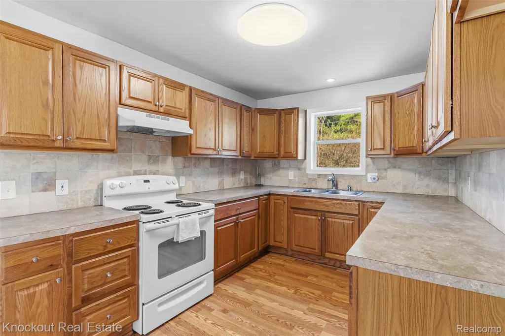 9060 N Mckinley Road Montrose Charter Township MI 48433