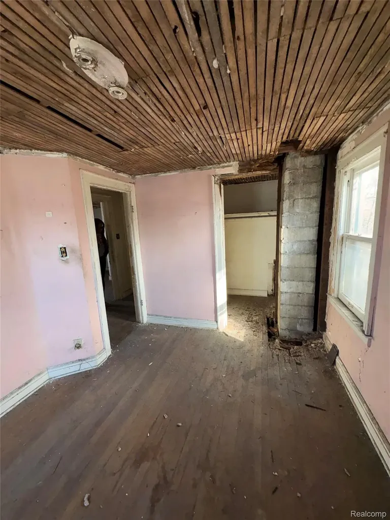 18562 Lumpkin Street Detroit City MI 48234