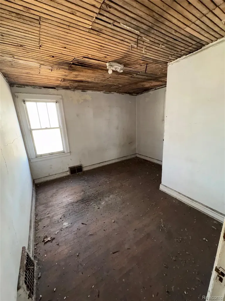 18562 Lumpkin Street Detroit City MI 48234