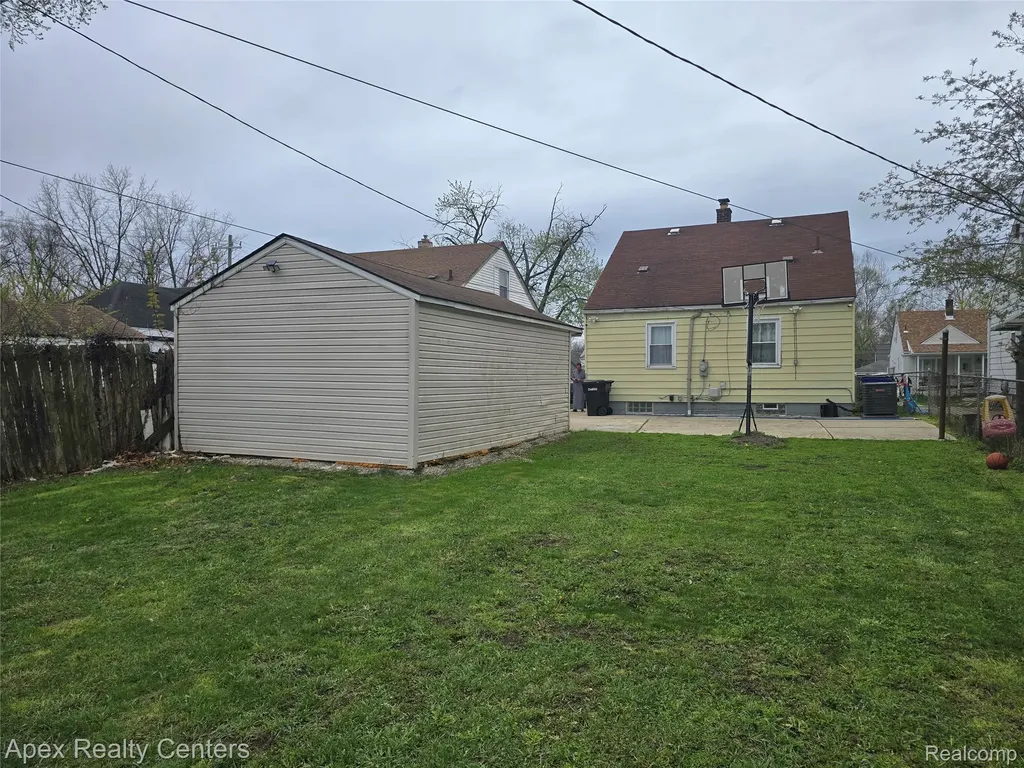 6320 Saint Marys Street Detroit City MI 48228