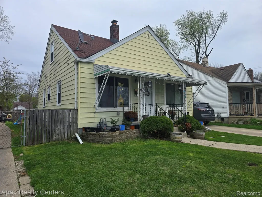 6320 Saint Marys Street Detroit City MI 48228