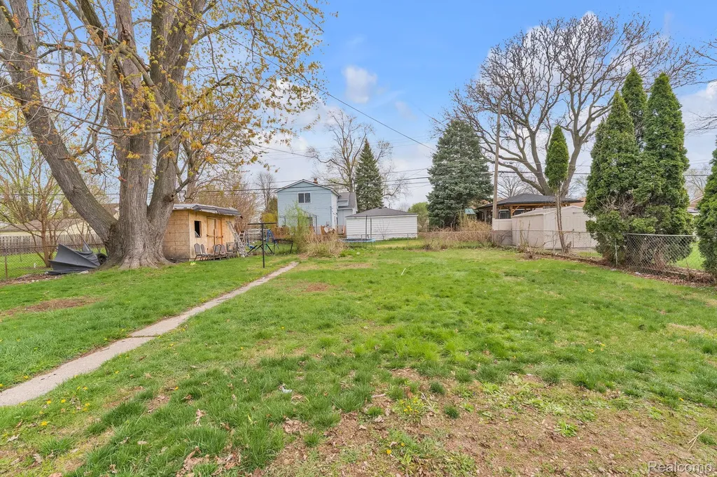 6964 Nightingale Street Dearborn Heights City MI 48127