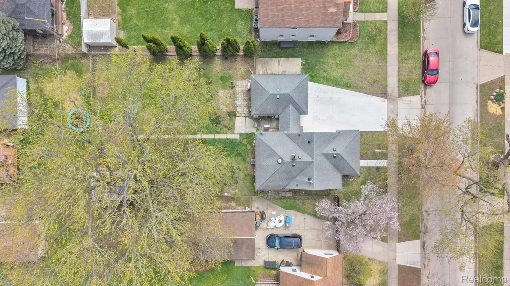 6964 Nightingale Street Dearborn Heights City MI 48127