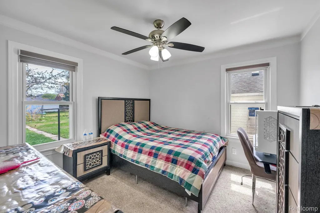 6964 Nightingale Street Dearborn Heights City MI 48127