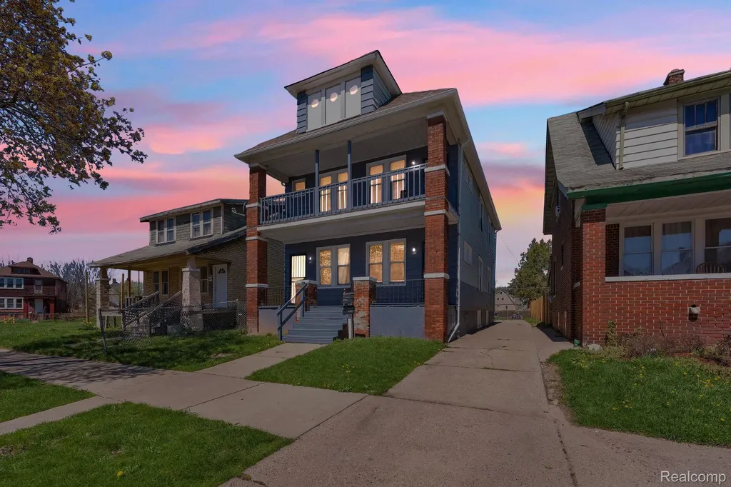 6732 Clifton Street Detroit City MI 48210