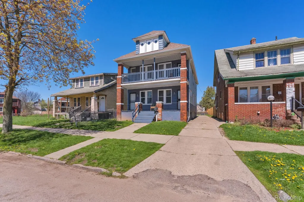 6732 Clifton Street Detroit City MI 48210
