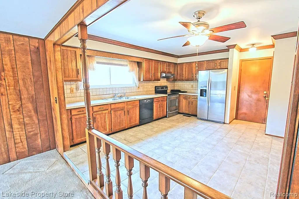 22512 Corteville Street St. Clair Shores City MI 48081