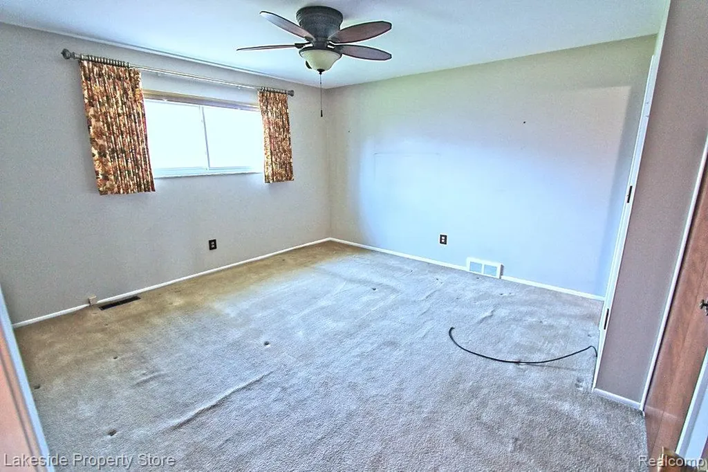 22512 Corteville Street St. Clair Shores City MI 48081