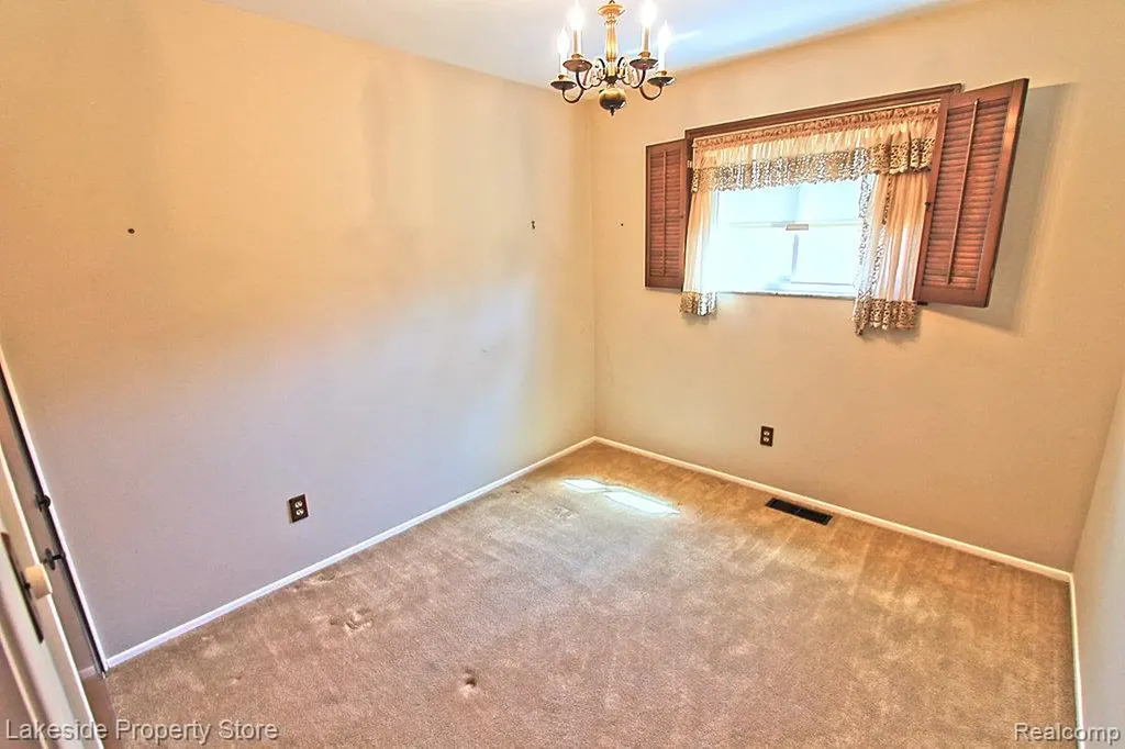 22512 Corteville Street St. Clair Shores City MI 48081