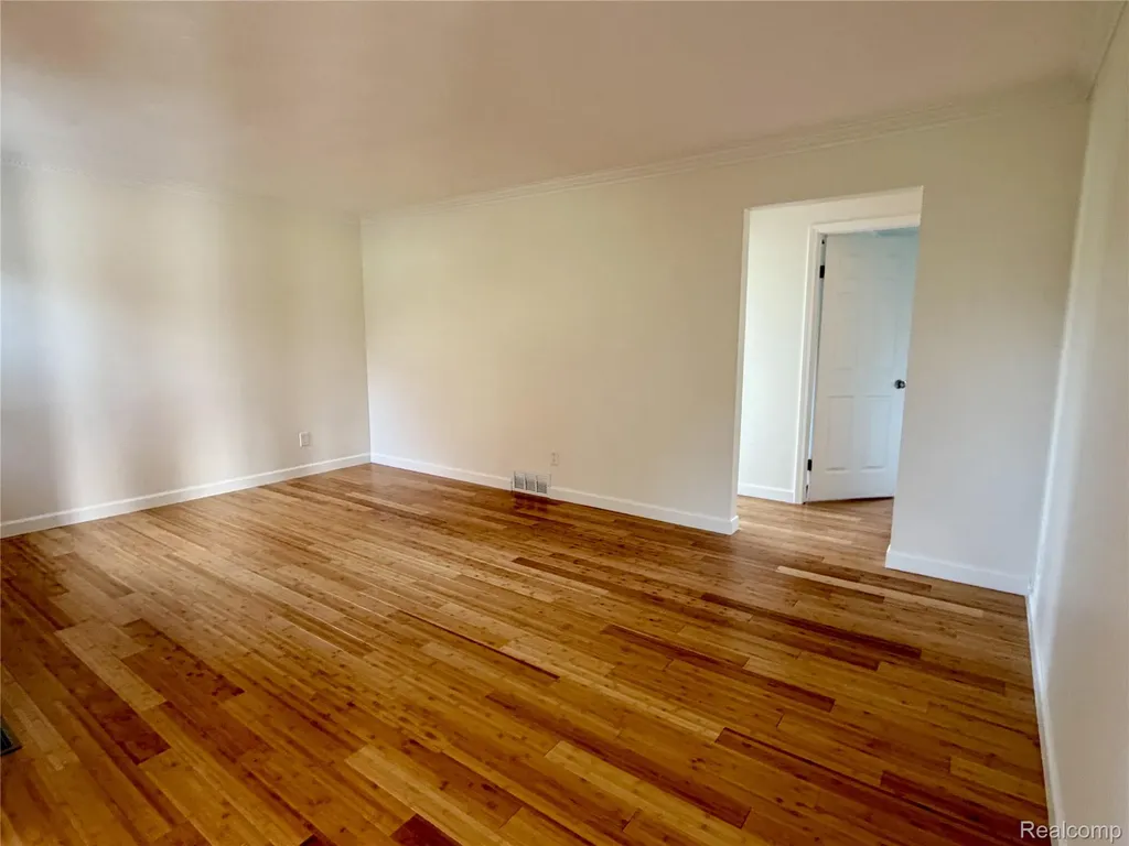 7828 Fosdick Road Pittsfield Charter Township MI 48176