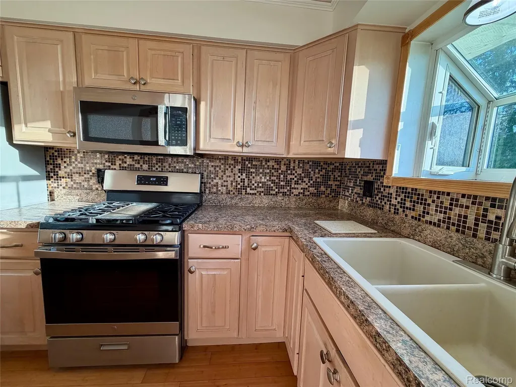 7828 Fosdick Road Pittsfield Charter Township MI 48176