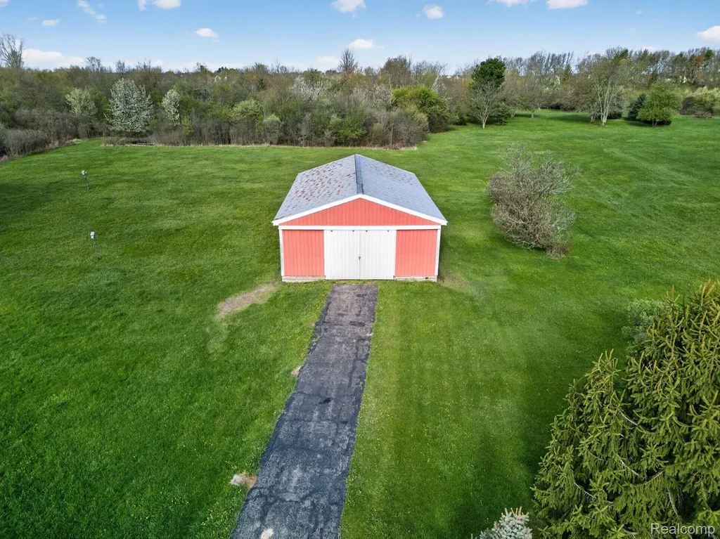 7828 Fosdick Road Pittsfield Charter Township MI 48176