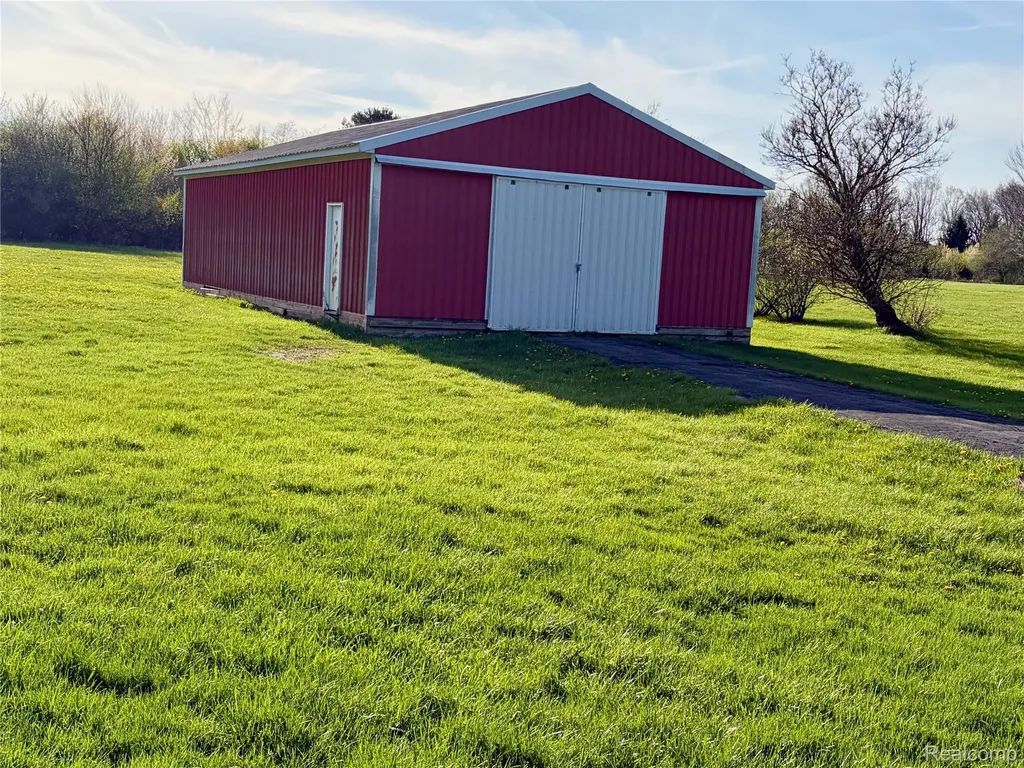 7828 Fosdick Road Pittsfield Charter Township MI 48176