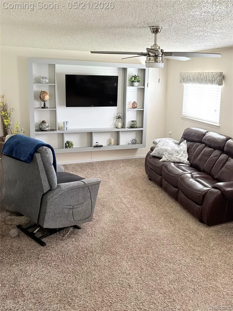 34639 Parkgrove Drive Westland City MI 48185