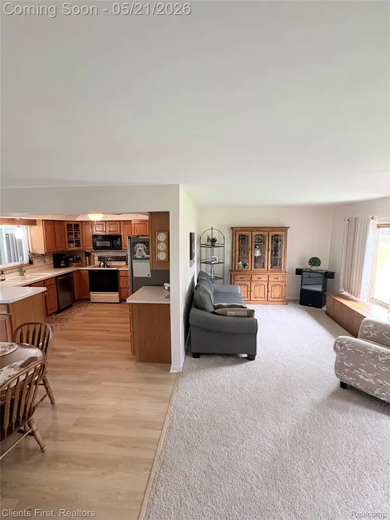 34639 Parkgrove Drive Westland City MI 48185