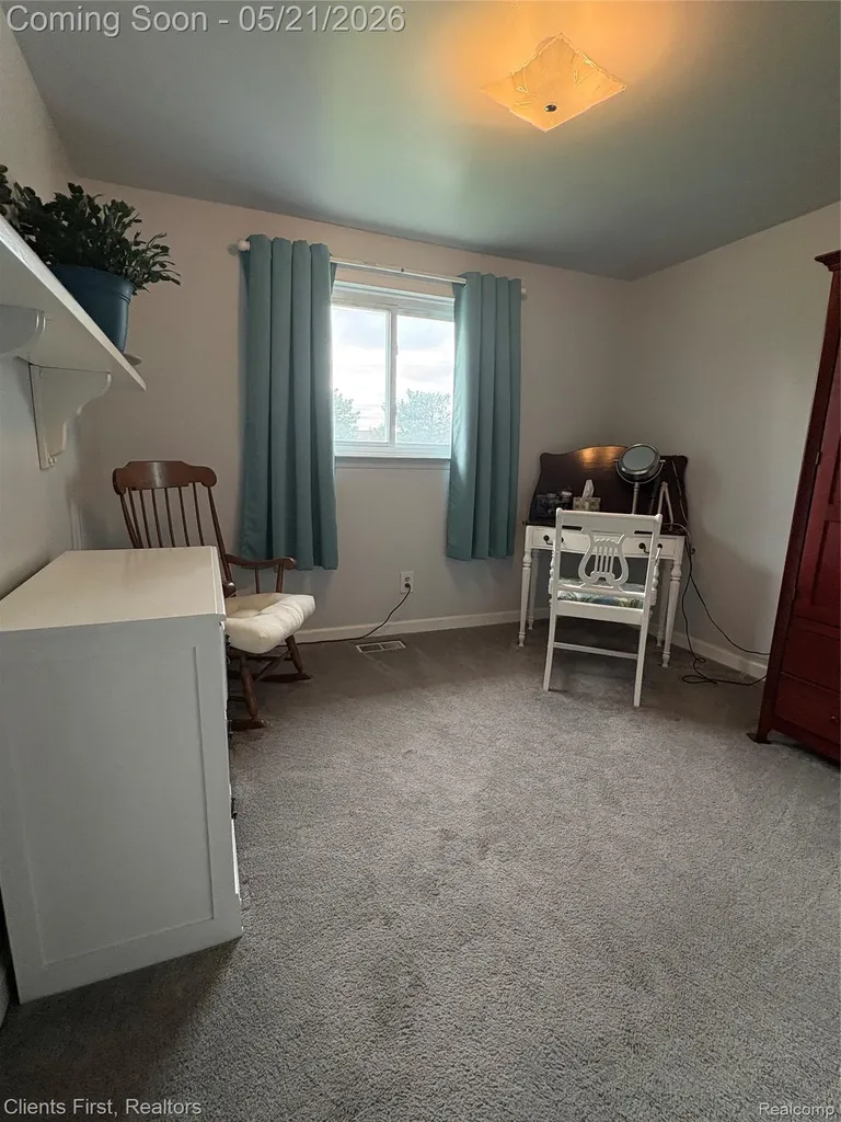 34639 Parkgrove Drive Westland City MI 48185
