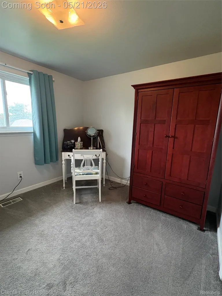34639 Parkgrove Drive Westland City MI 48185
