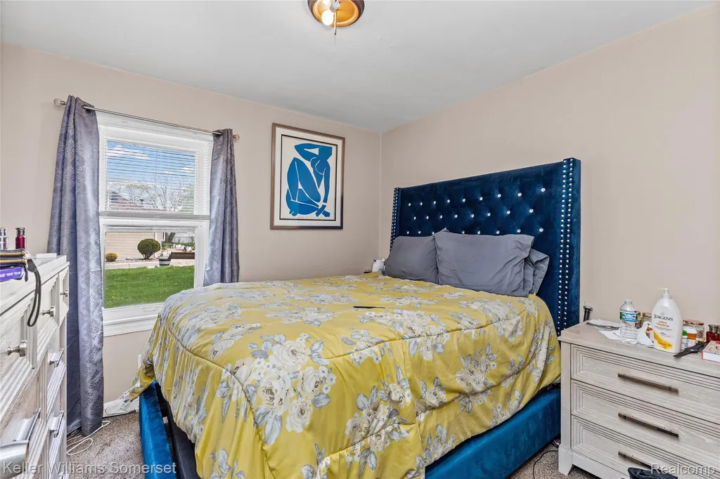 6501 Heyden Street Dearborn Heights City MI 48127