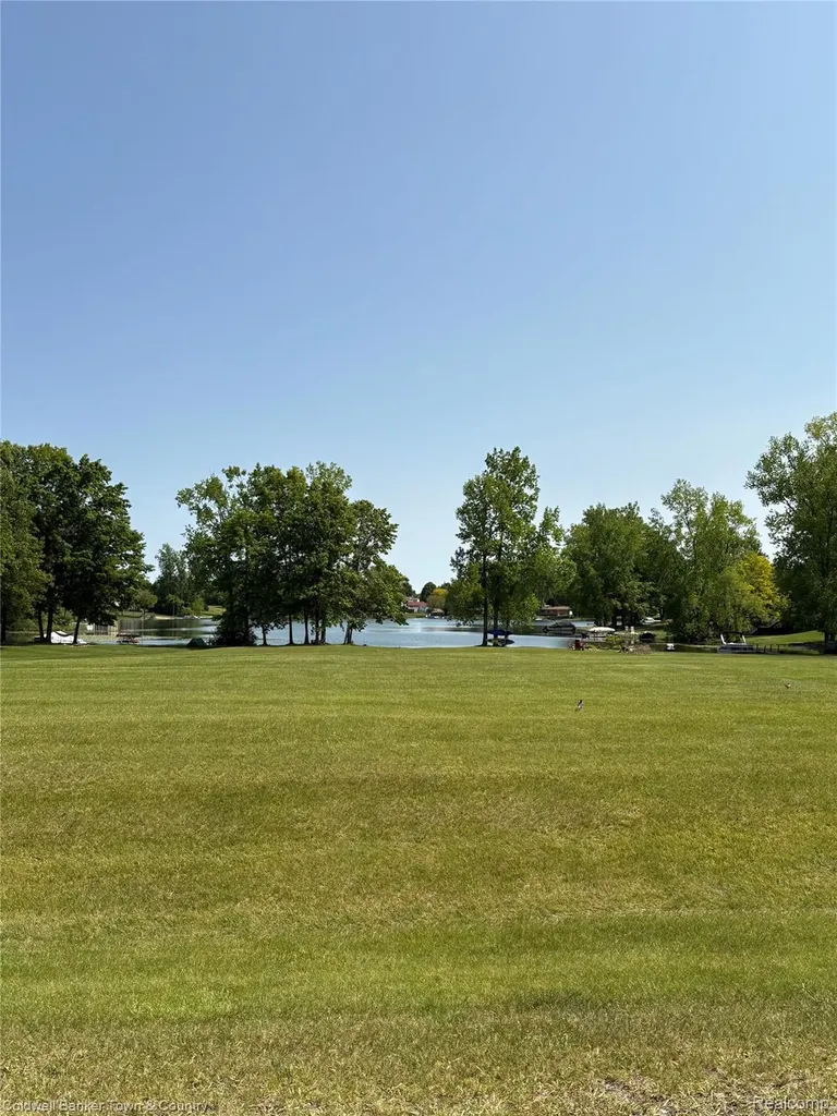 0 Mallards Landing Highland Charter Township MI 48357