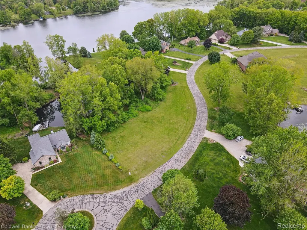 0 Mallards Landing Highland Charter Township MI 48357