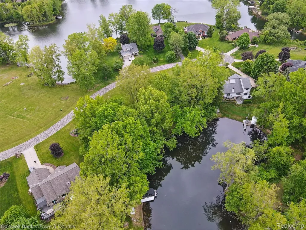 0 Mallards Landing Highland Charter Township MI 48357