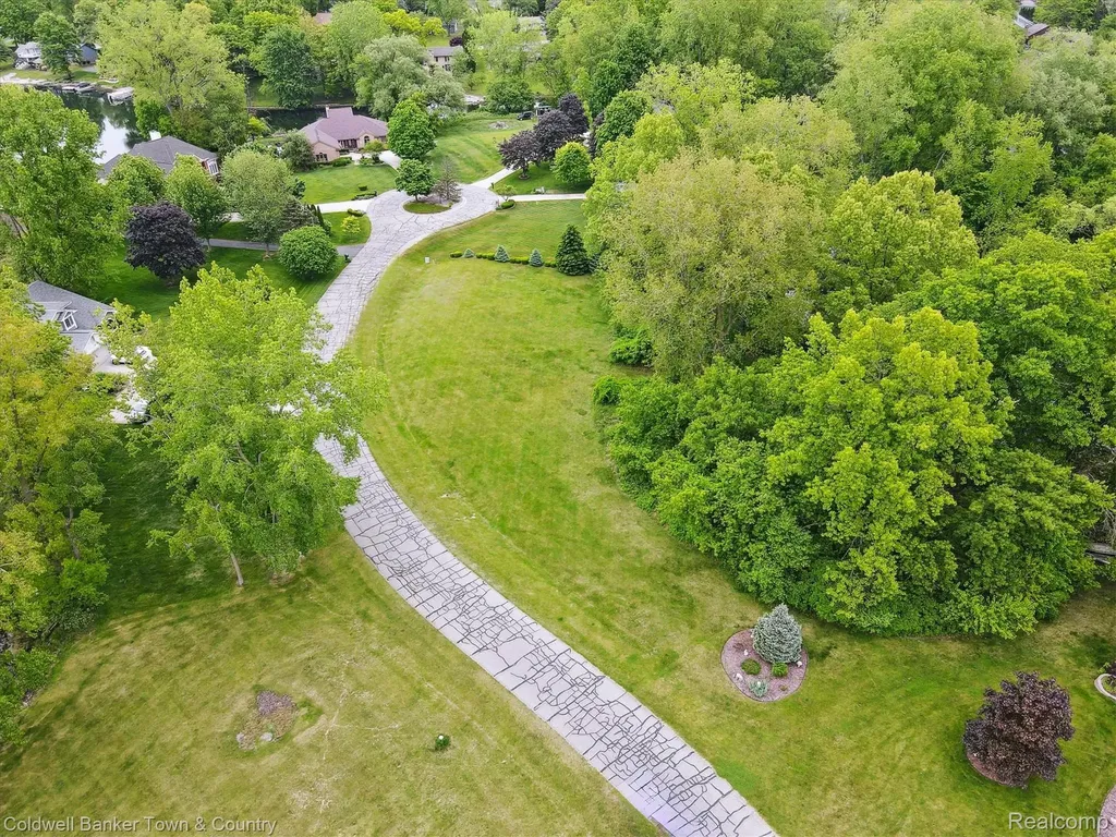 0 Mallards Landing Highland Charter Township MI 48357
