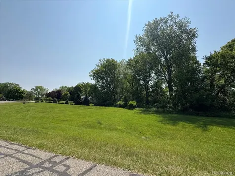 0 Mallards Landing Highland Charter Township MI 48357