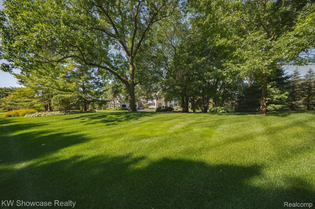 4334 Terra Ridge Drive Milford Charter Township MI 48381