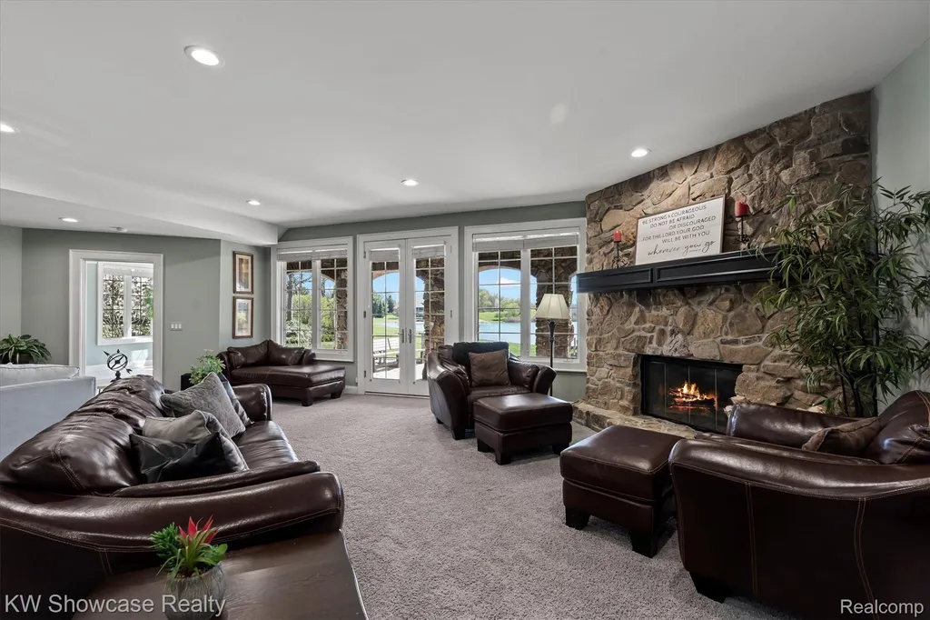 4334 Terra Ridge Drive Milford Charter Township MI 48381