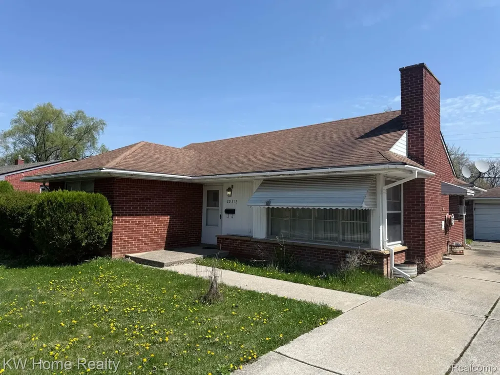 29316 Southgate Drive Southfield City MI 48076