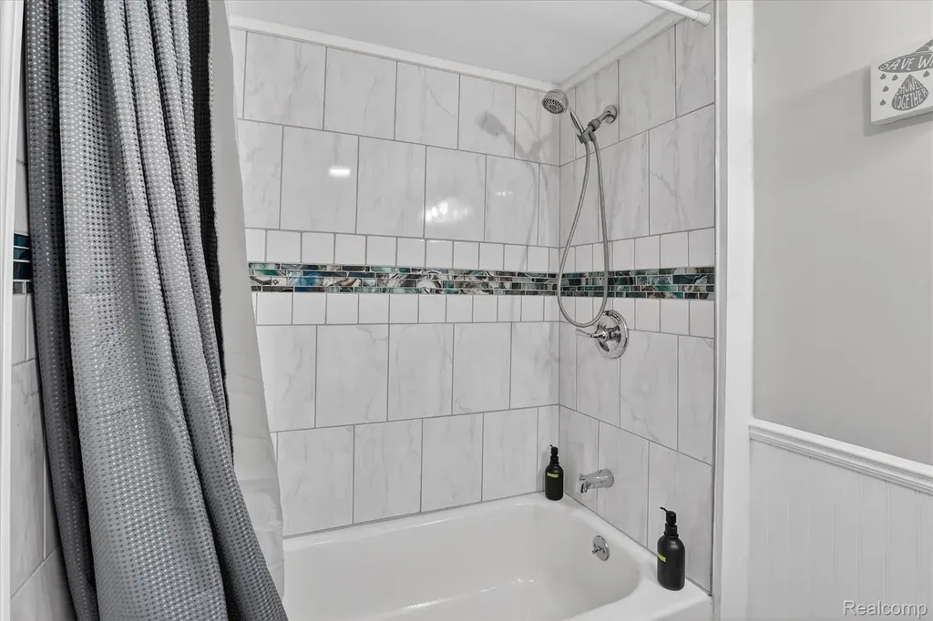 986 Pine Road Bangor Charter Township MI 48706