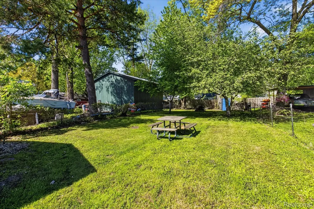 986 Pine Road Bangor Charter Township MI 48706