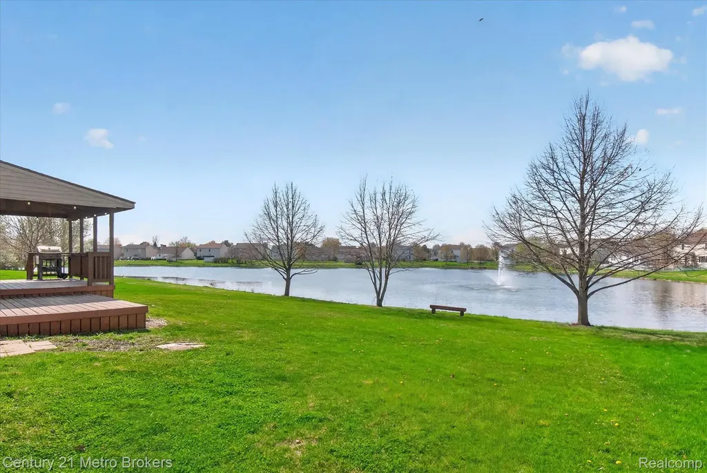 3324 Pine Run Drive Clayton Charter Township MI 48473
