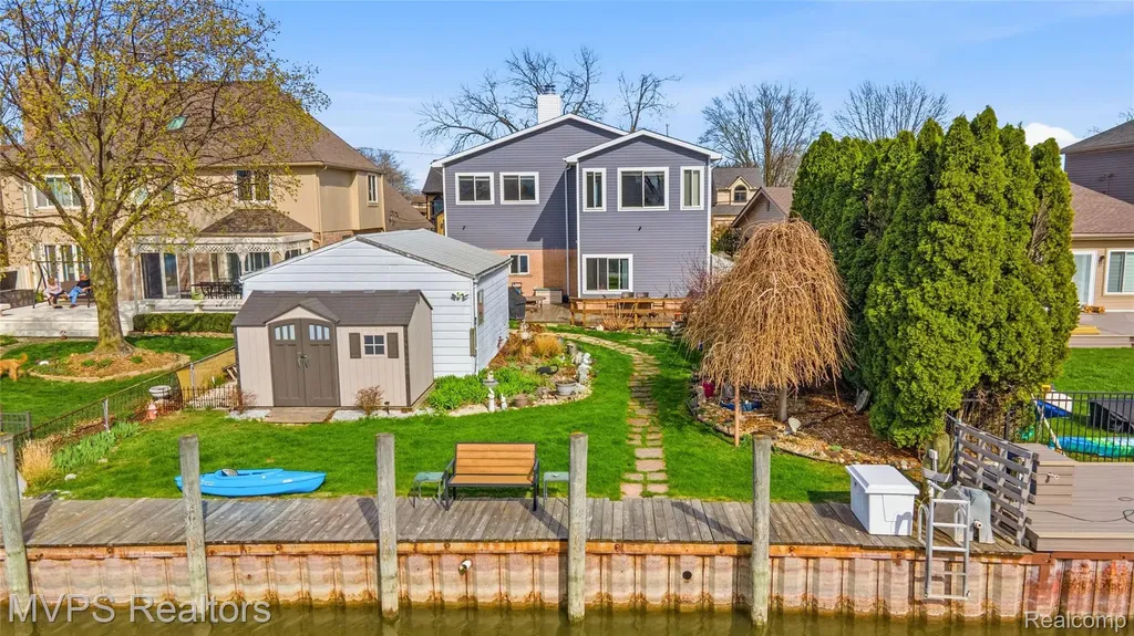 39415 E Archer Drive Harrison Charter Township MI 48045