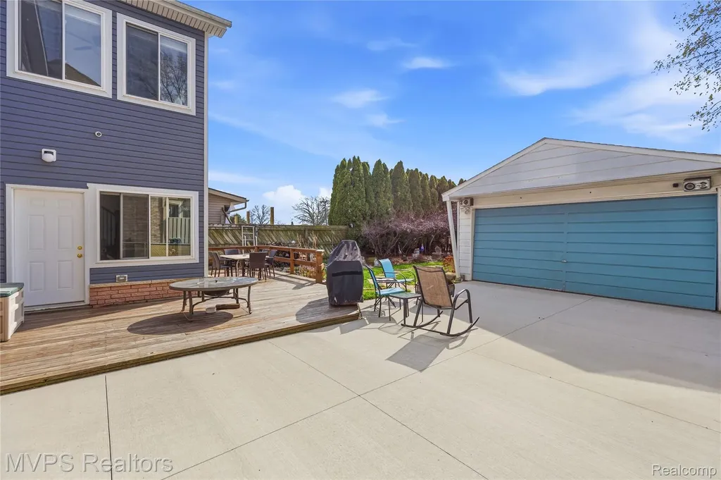 39415 E Archer Drive Harrison Charter Township MI 48045