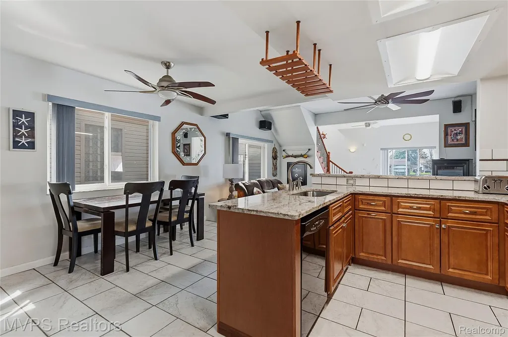 39415 E Archer Drive Harrison Charter Township MI 48045